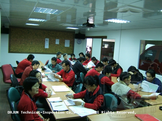 ㄟ~今天這一梯次很散喔，等等~~有得~~瞧囉