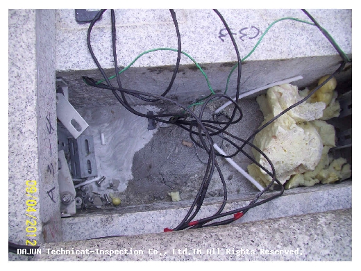 唉~~挖哩勒~~這事什麼線阿！一蹋糊塗。沒有顏色區隔、沒有防水處裡